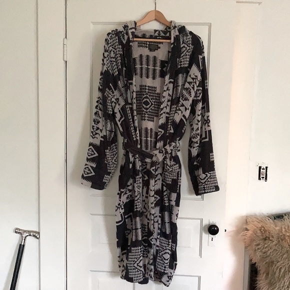 Pendleton Jacquard Terry Chief Joseph Bathrobe M/L - Picture 1 of 14